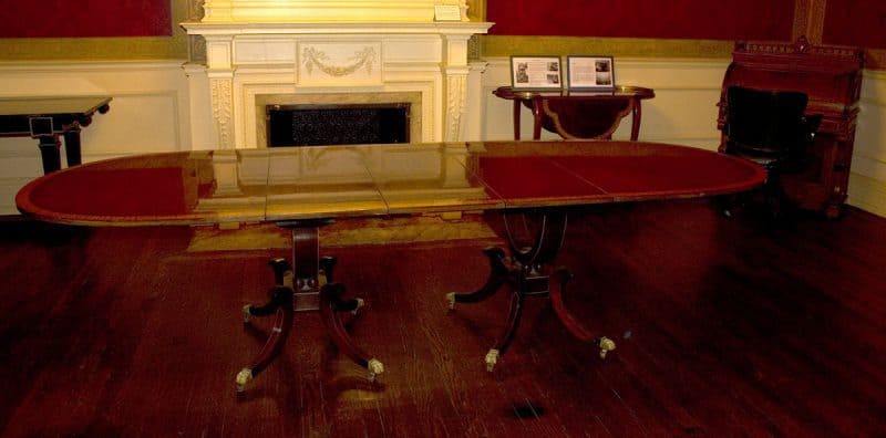 Cassatt House front room centerpiece, walnut and satinwood double-pedestal, three-leaved dining table with a matching sideboard, made by Zonin of New York, c. 1958.