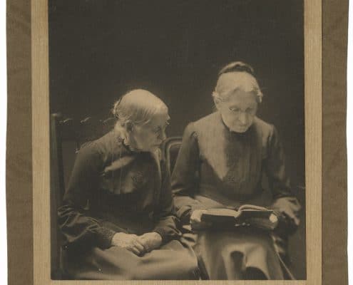 Ludecke Studio, Cousin Matttie Wright’s Aunts from Wilmington, 1912. P.2015.75.